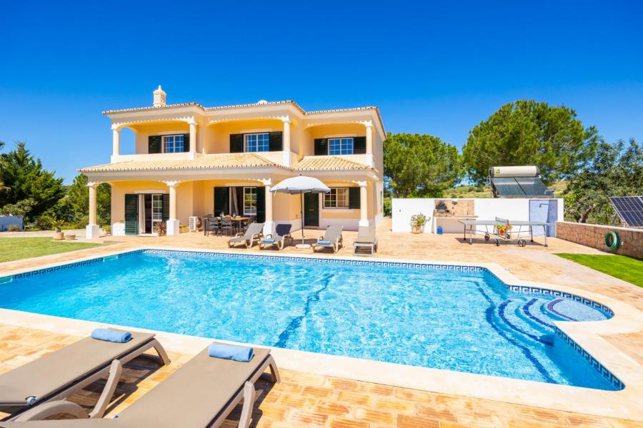 Villa Dos Avos