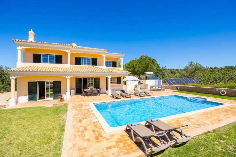 Villa Dos Avos