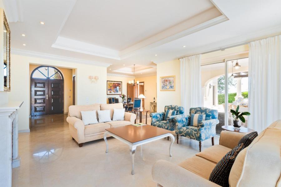 Villa Marcela