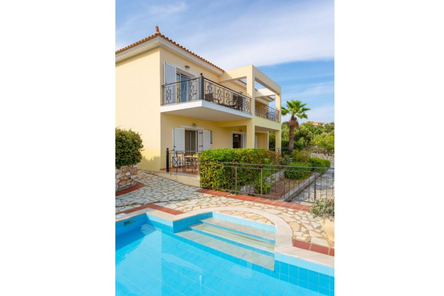 Villa Kitrinos