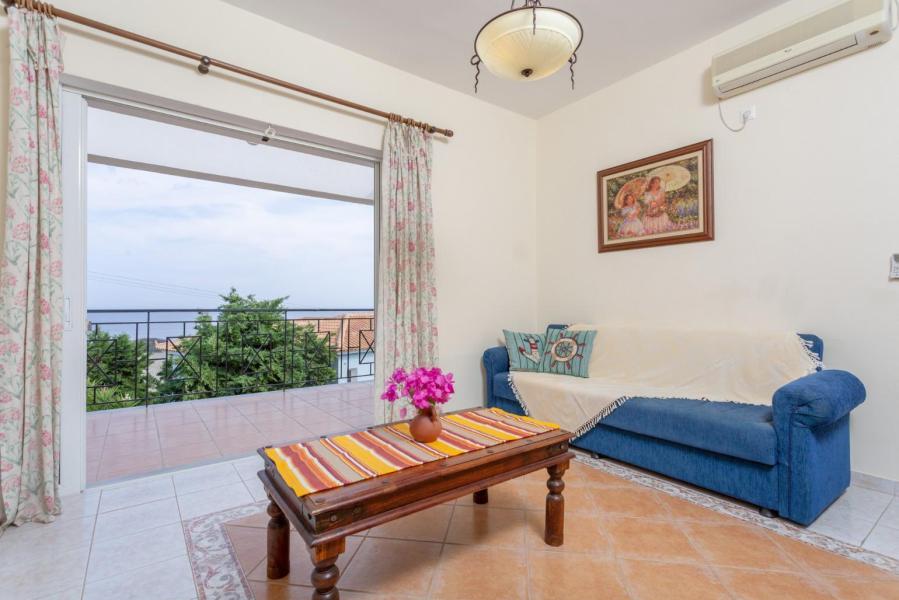Villa Kitrinos