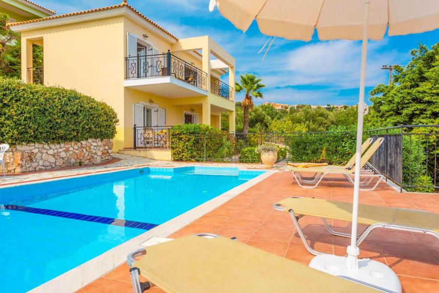 Villa Kitrinos