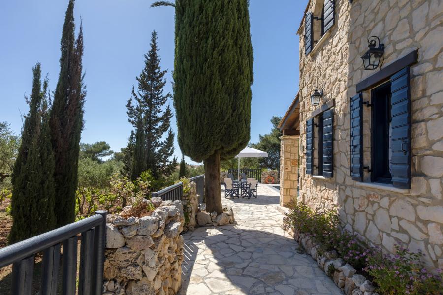 Villa Nephos