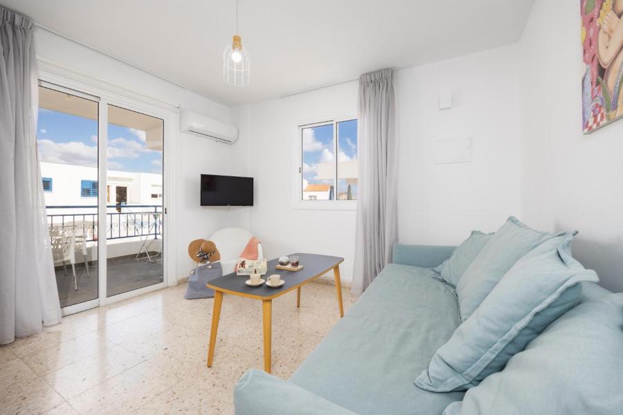 Latchi Aqua Apartment