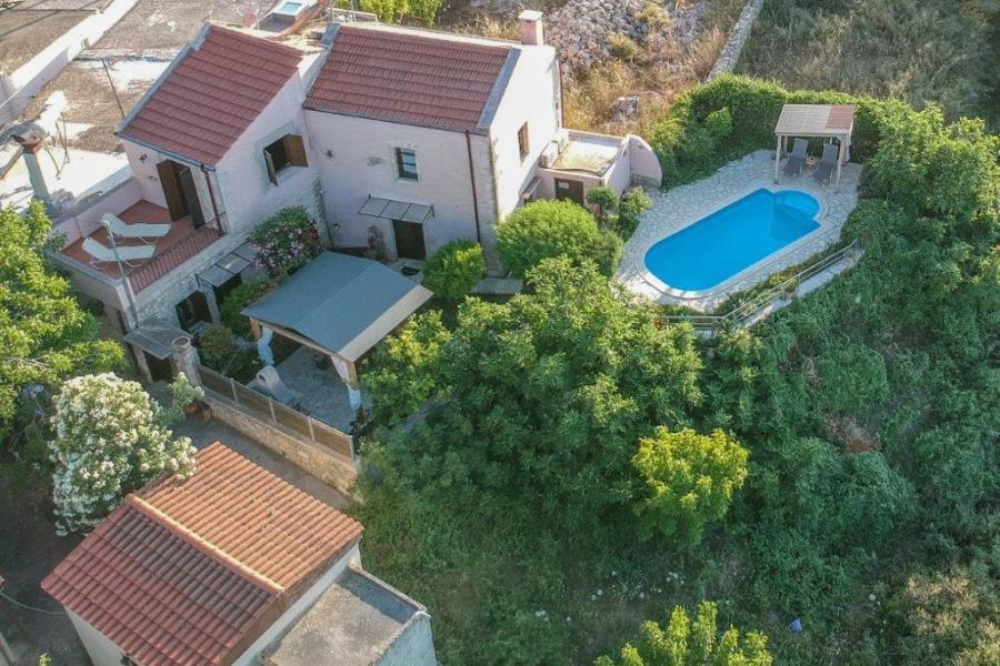 Villa Karissa