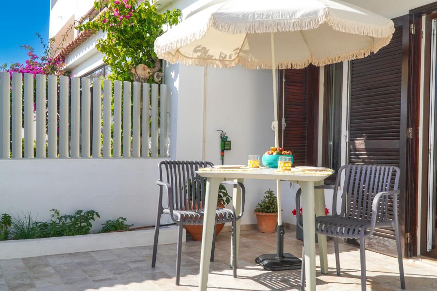 Stanchion Apartment