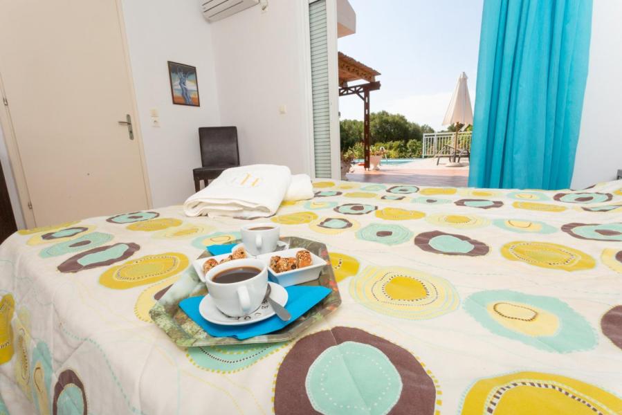 Villa Persikos
