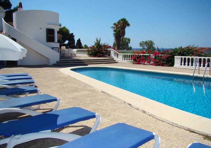 Villa Iris