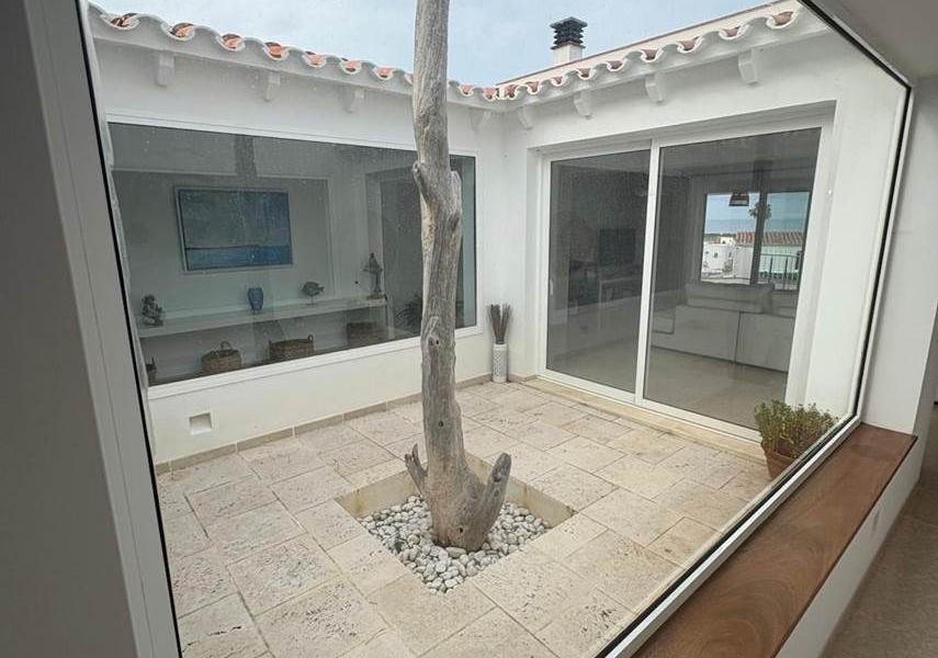 Villa Iris
