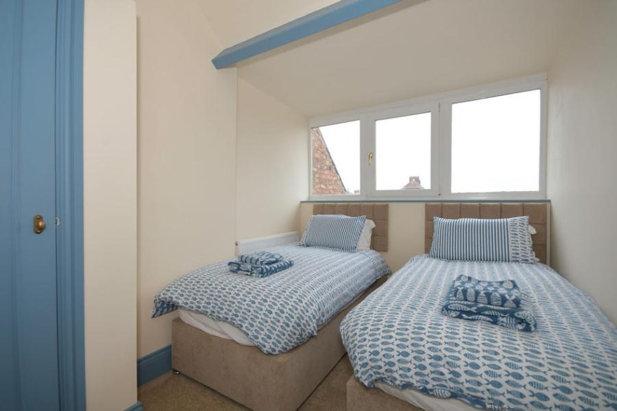 Seabirds House