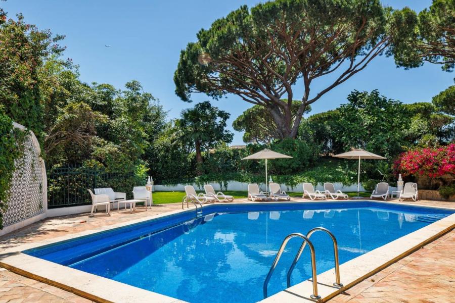 Villa Eli