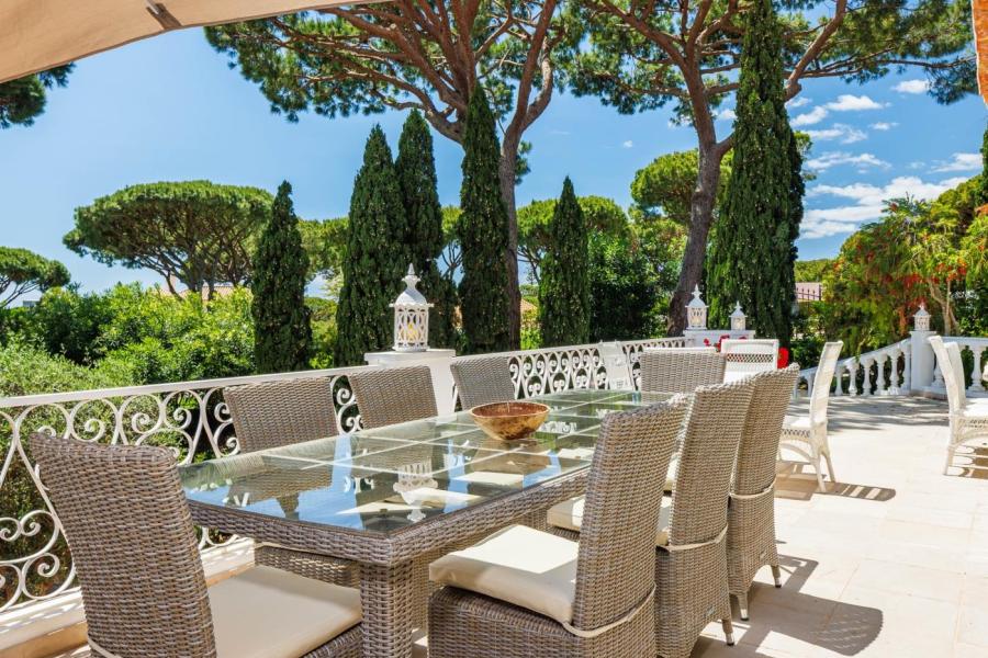 Villa Eli
