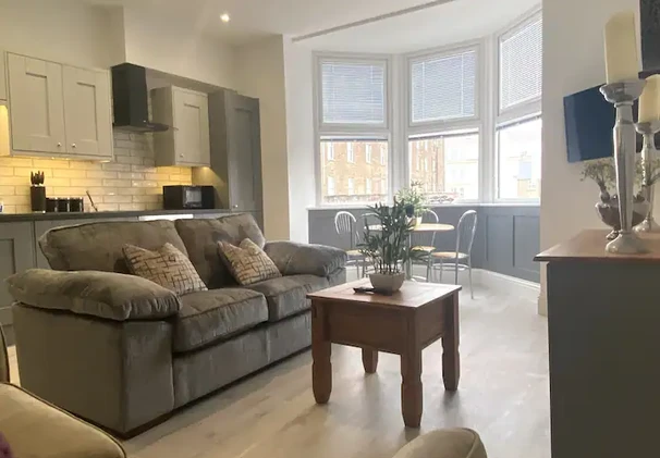 No4 Seaside Retreat