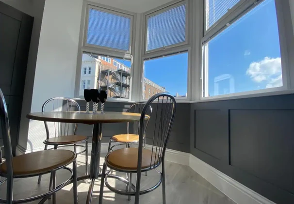 No4 Seaside Retreat