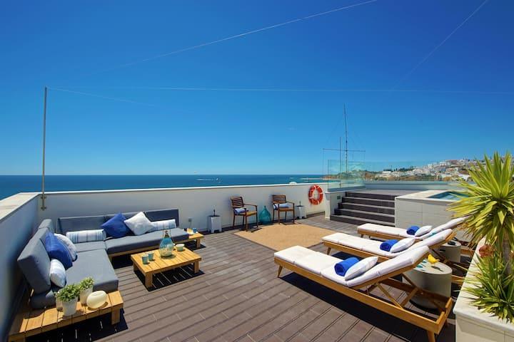 Villa Dior View