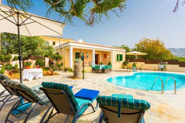 Villa Constant