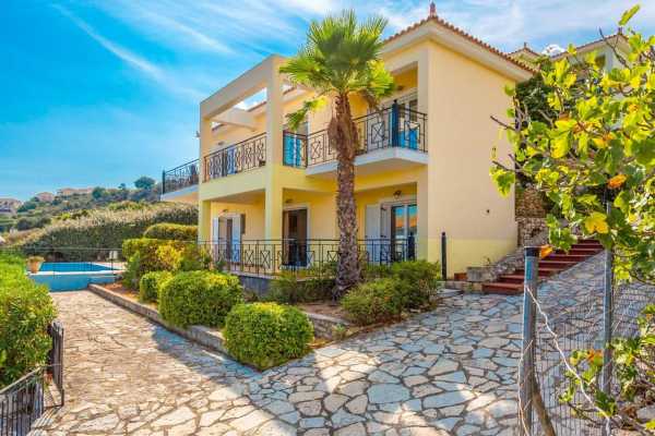 Villa Kitrinos