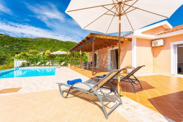 Villa Persikos