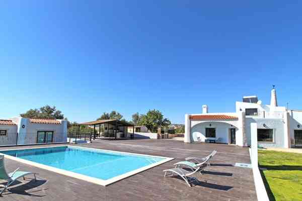 Casa Moura