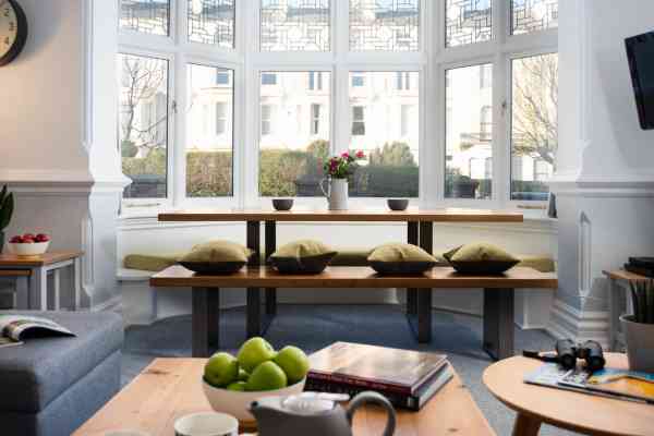 Quartz Apartment 