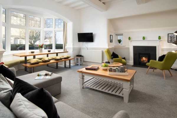 Quartz Apartment 