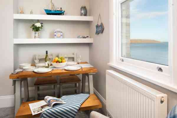 Apartment 6, The Landings