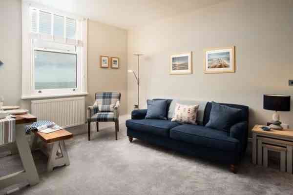 Apartment 6, The Landings