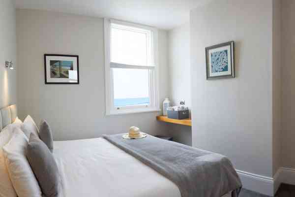 Apartment 18, The Moorings