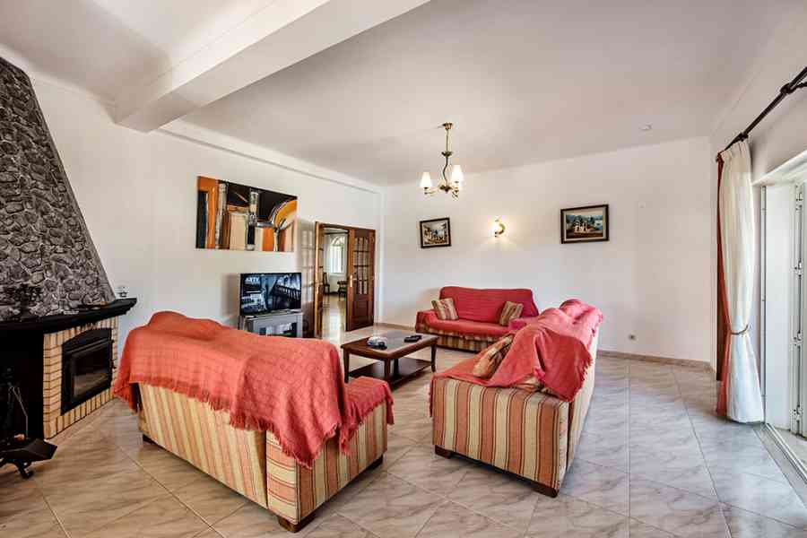 Villa Cabrita Gale