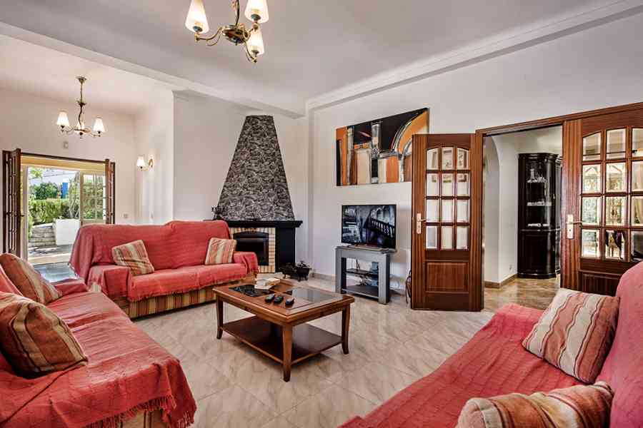 Villa Cabrita Gale