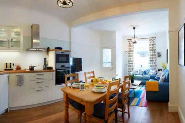 Leeward Apartment 