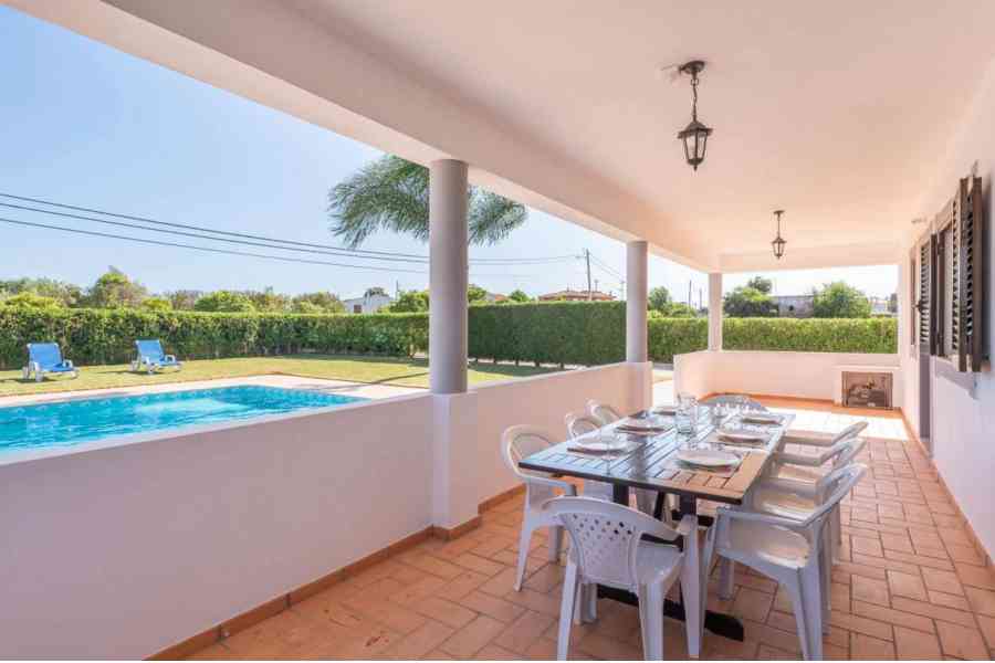Villa Gale More