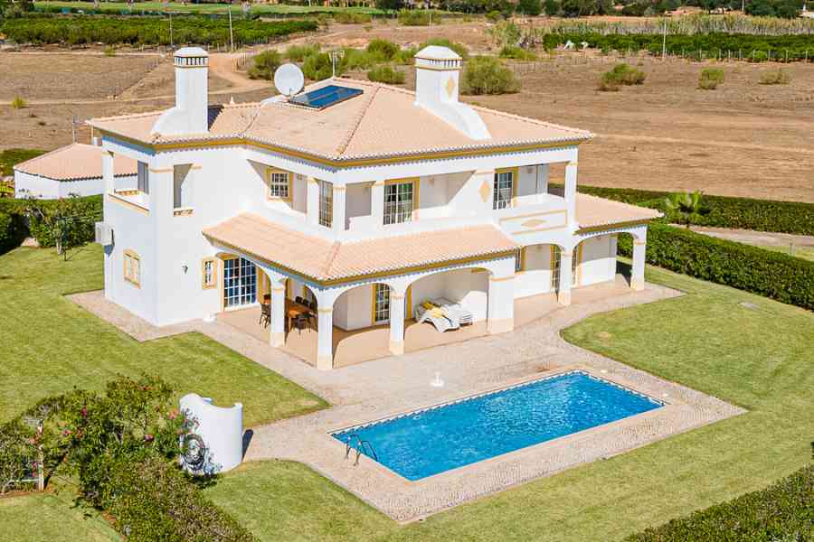 Villa Mina
