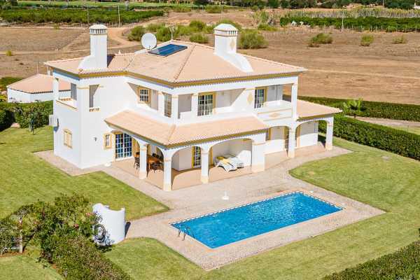 Villa Mina