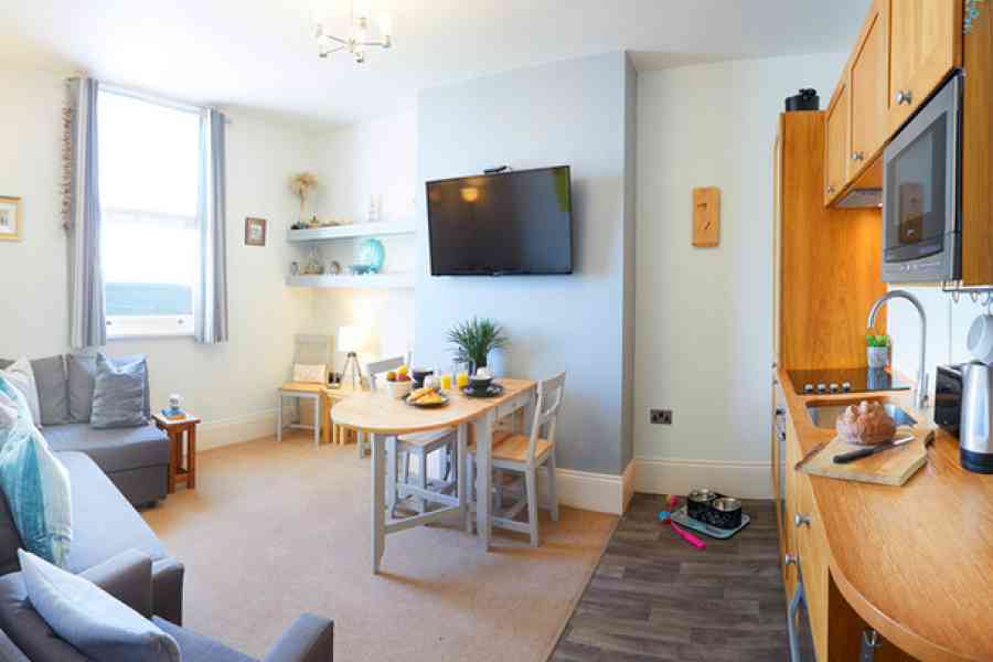 Apartment 17, The Moorings