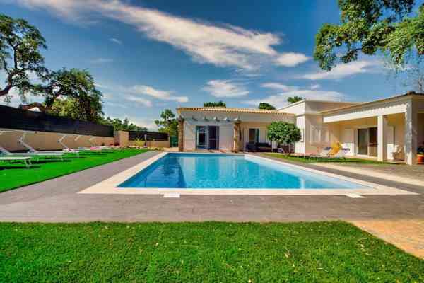 Villa Domingos 