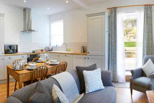 Six Matlock Apartment 