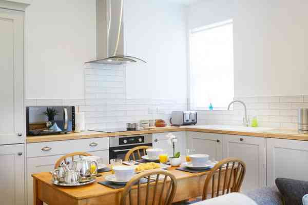 Six Matlock Apartment 