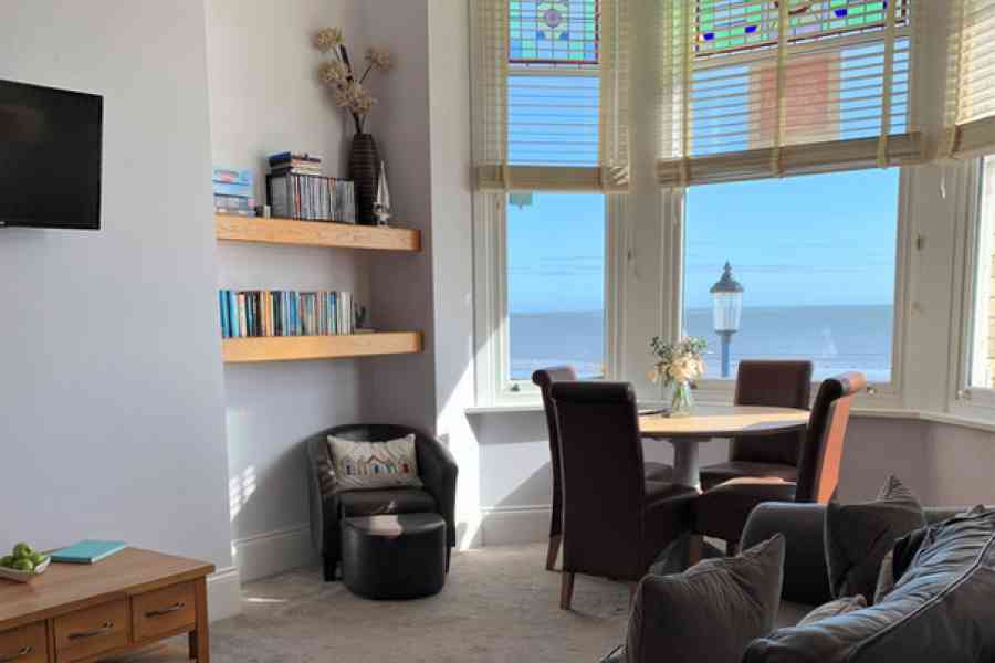 Rowen Apartment 
