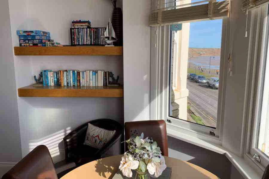 Rowen Apartment 