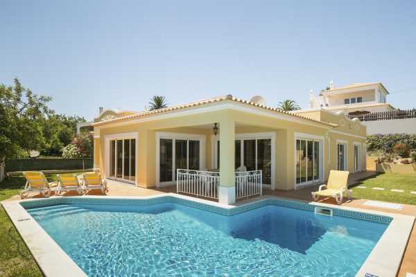 Villa Leo